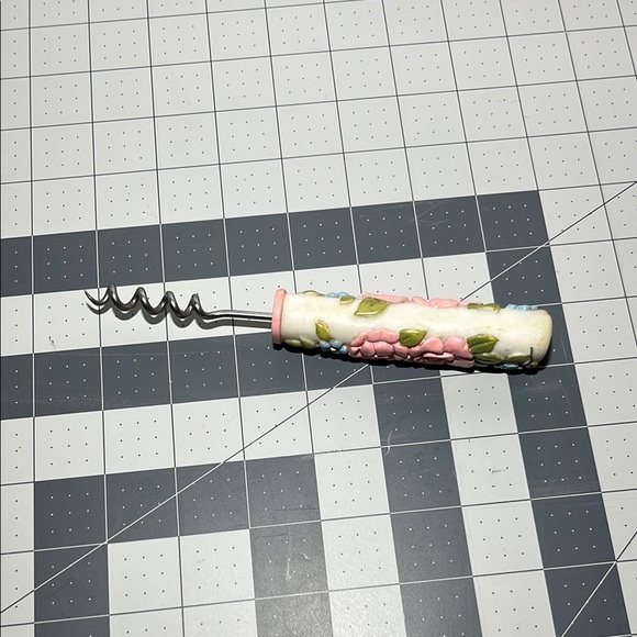 Floral Ceramic Handle Corkscrew - Picture 2 of 5